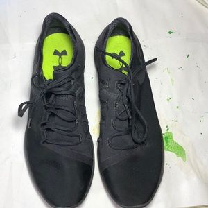 Black Under Armour sneakers. Like new.